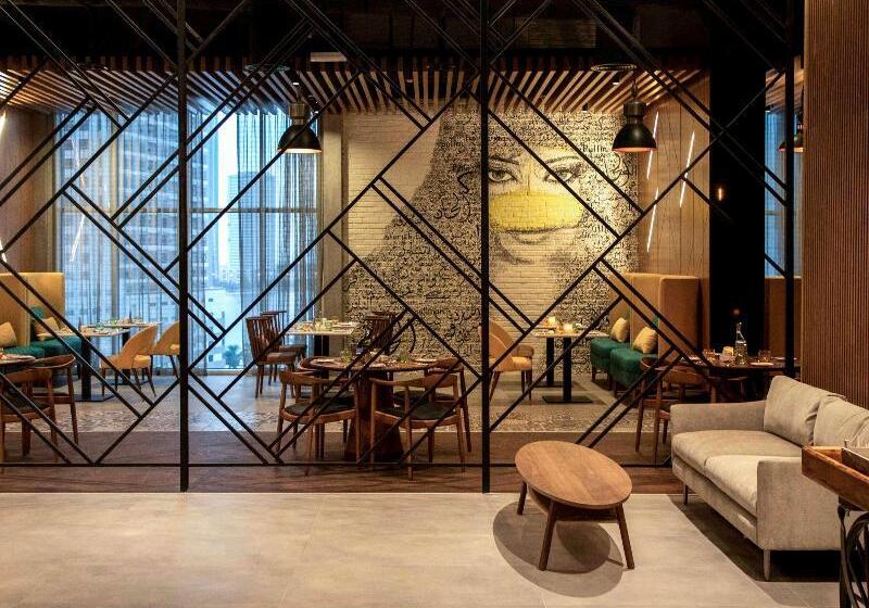 هتل Pullman Sharjah