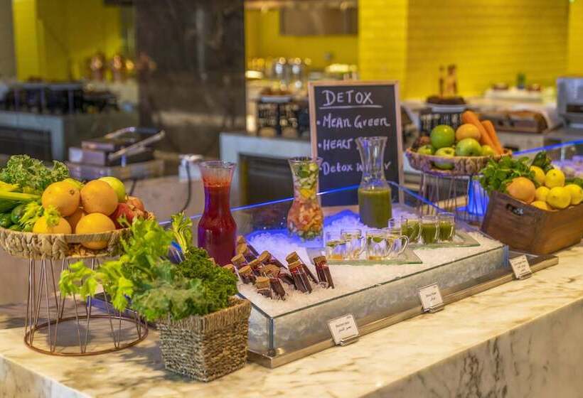 هتل Pullman Sharjah