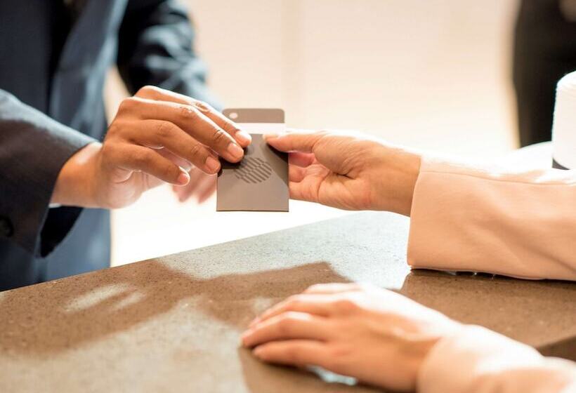 هتل Pullman Sharjah