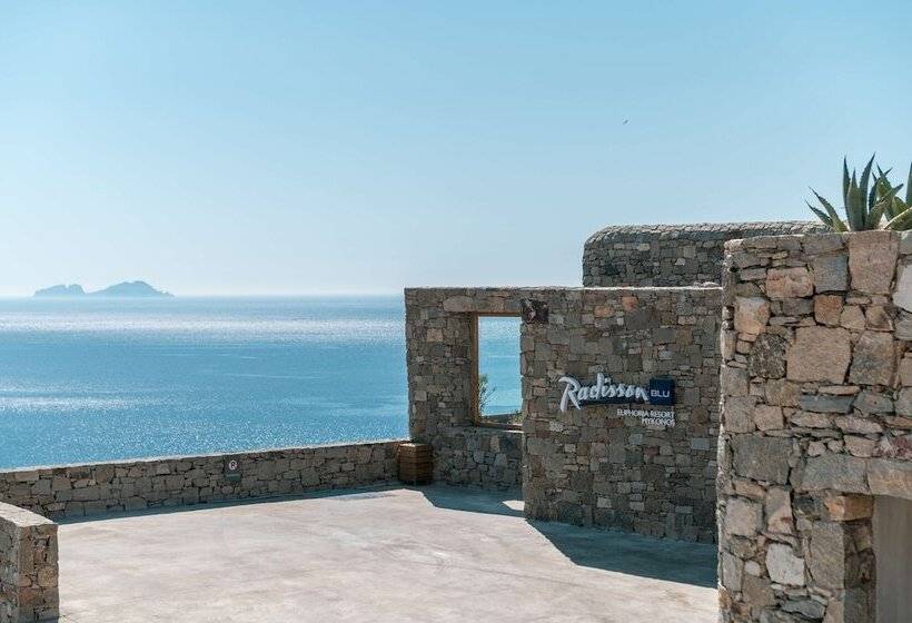 בית מלון כפרי Radisson Blu Euphoria Resort, Mykonos