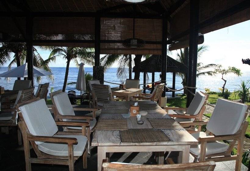 בית מלון כפרי Relax Bali Dive & Spa Ocean Front Resort