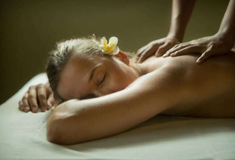 בית מלון כפרי Relax Bali Dive & Spa Ocean Front Resort