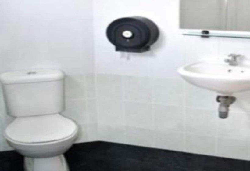 Отель Rumah Tumpangan Abby