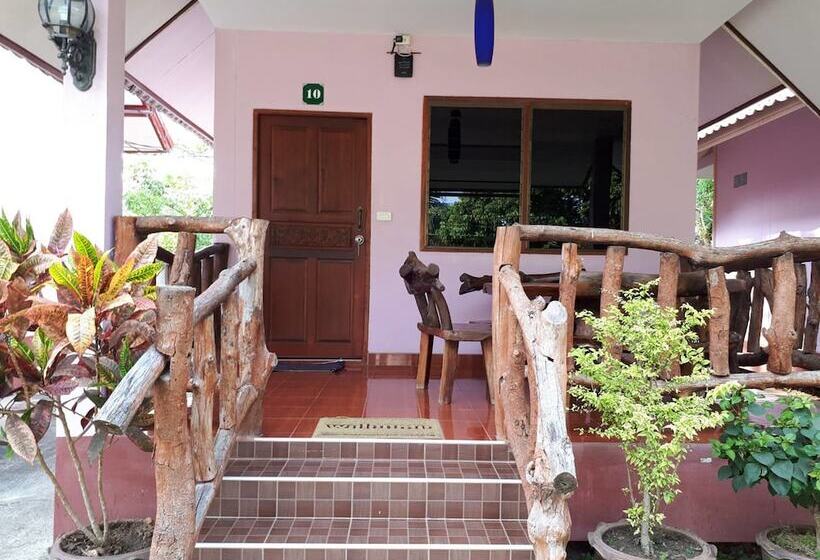 בית מלון כפרי Smart Resort