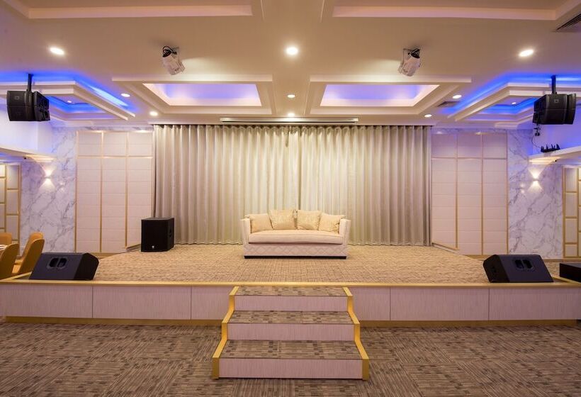 Отель Socool Grand