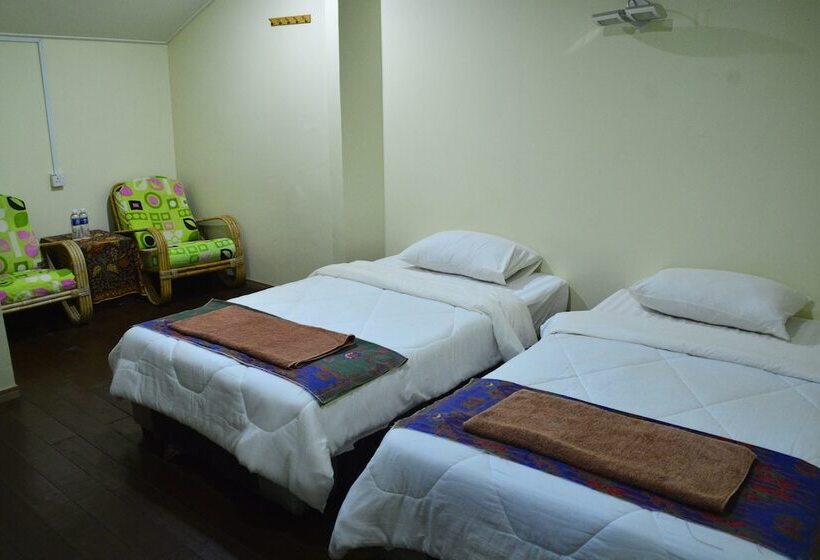 בית מלון כפרי Sukau Greenview Bed & Breakfast