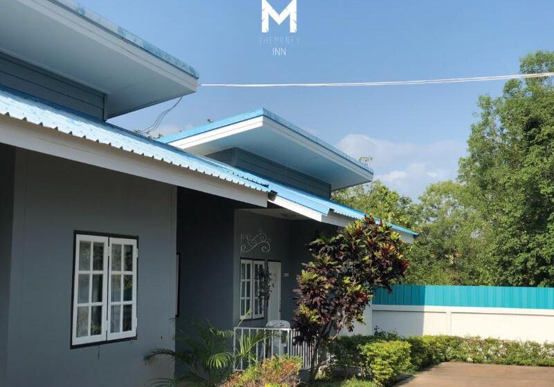 Отель The Money Inn