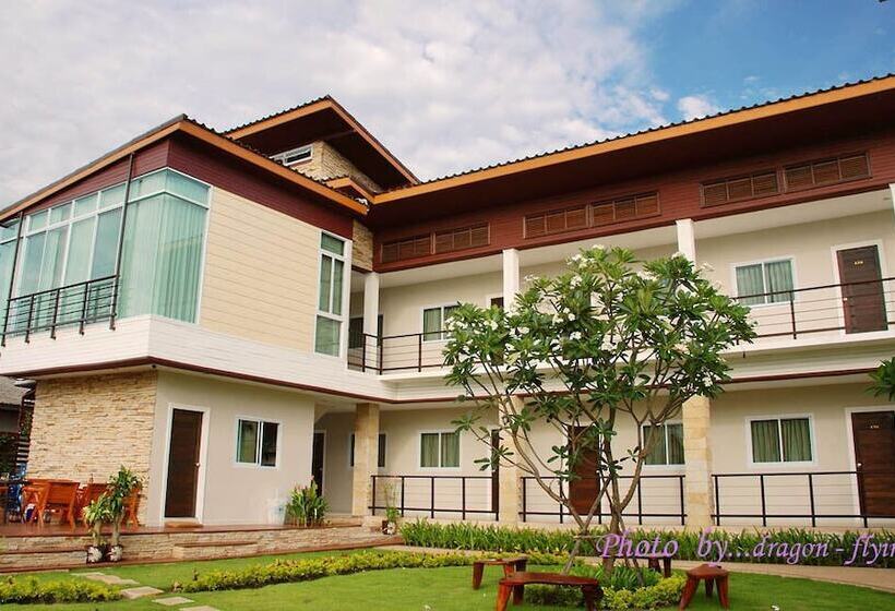 酒店 The Park Nangrong Resort