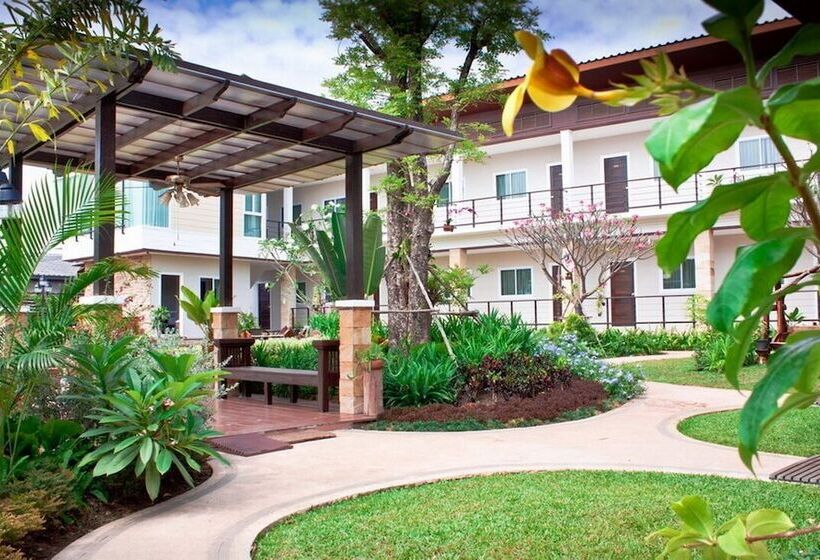 酒店 The Park Nangrong Resort