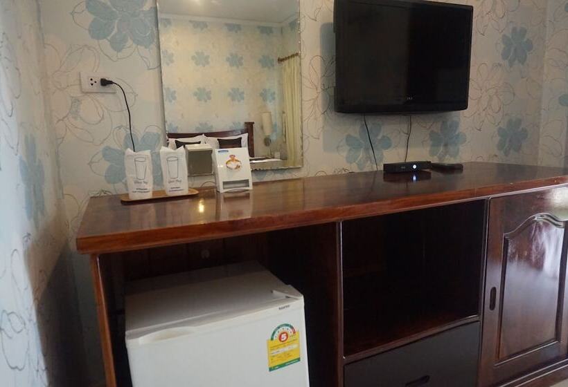 酒店 The Park Nangrong Resort