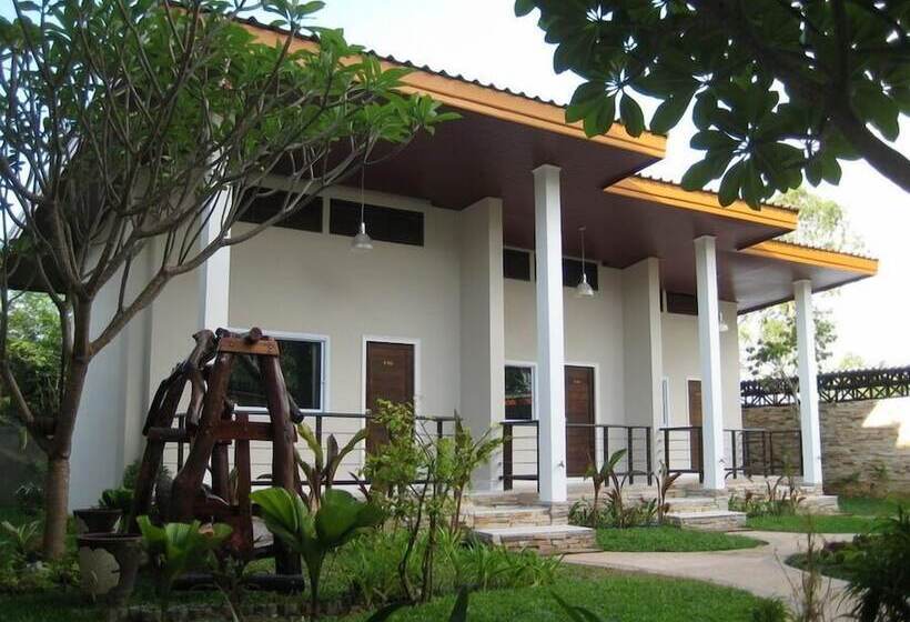 酒店 The Park Nangrong Resort