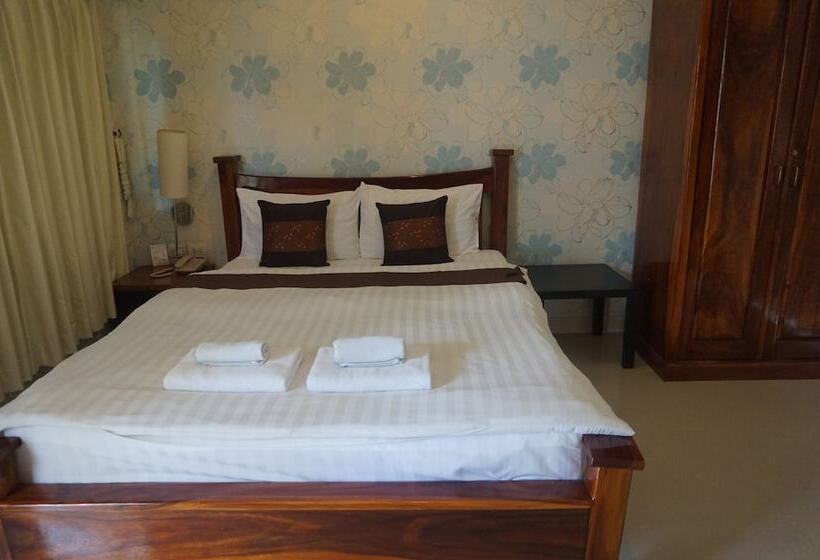 酒店 The Park Nangrong Resort