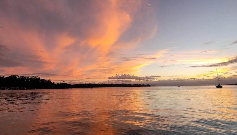 Отель The Sea Monkey