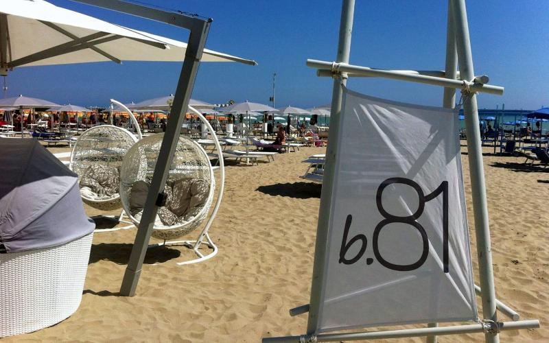 ホテル We.me Suite