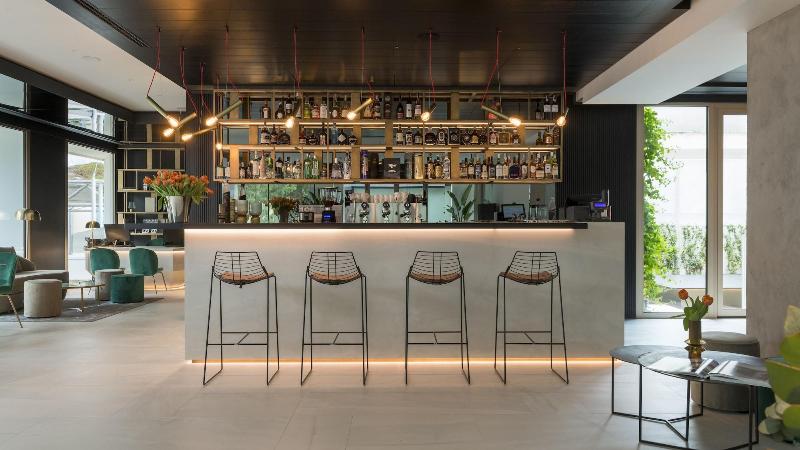 ホテル We.me Suite