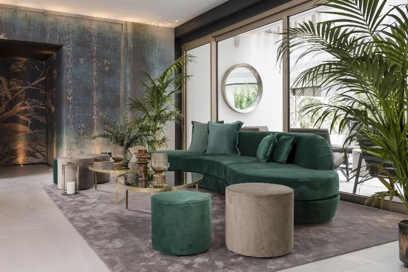 ホテル We.me Suite