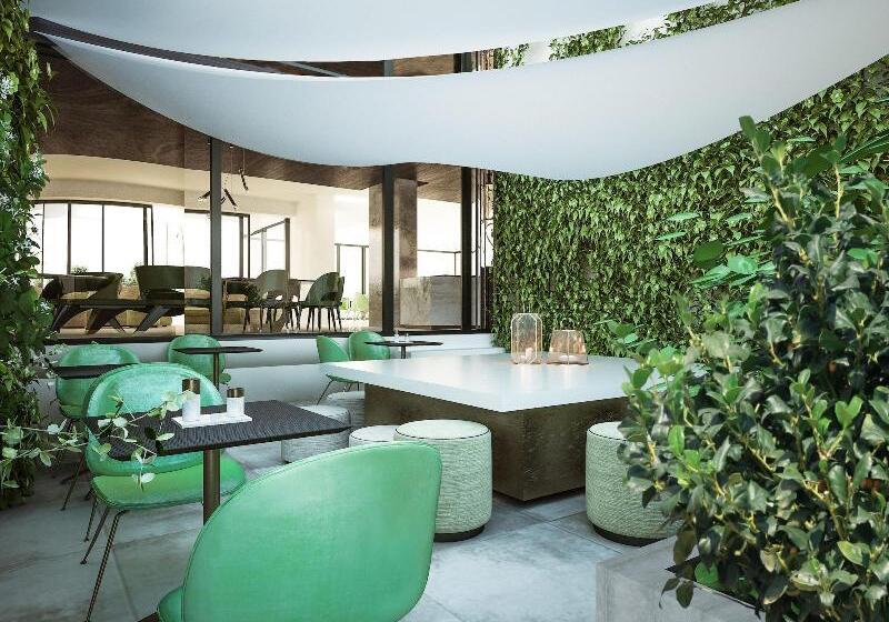 ホテル We.me Suite