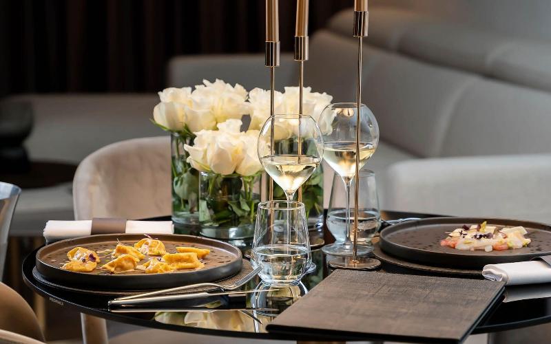 ホテル We.me Suite