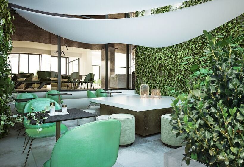 ホテル We.me Suite