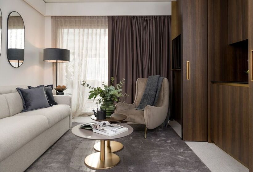 ホテル We.me Suite