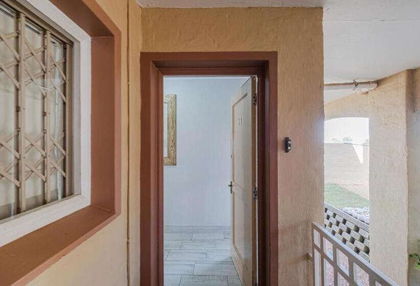 Jeffreys Bay Beach Accommodation