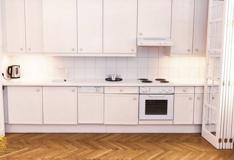 My City Apartments   Prime Location