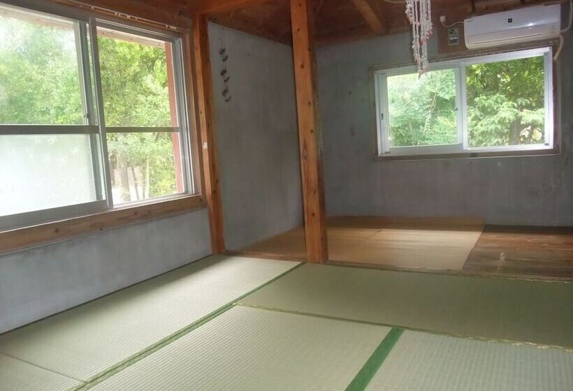 Old Private House Kaneya