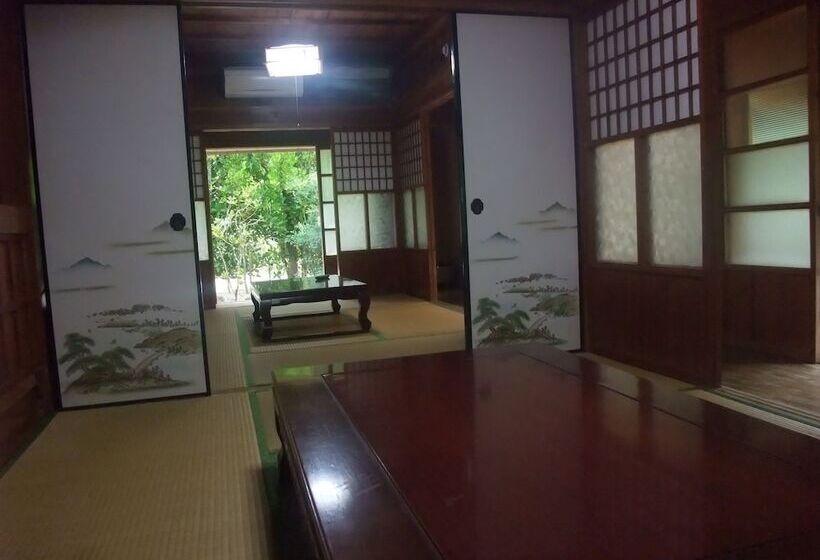Old Private House Kaneya