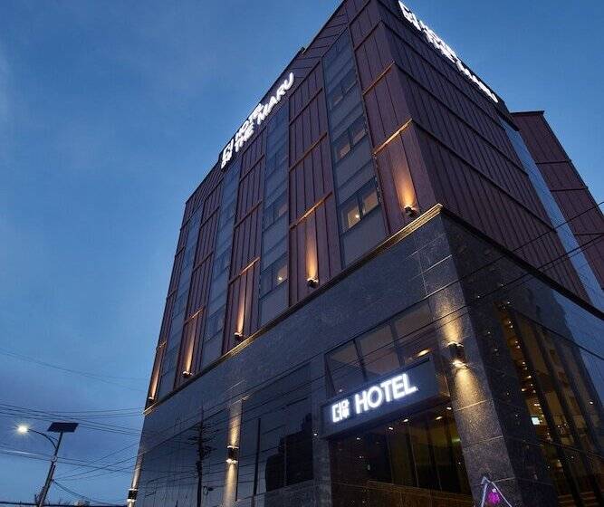 Pyeongchang Hotel The Maru