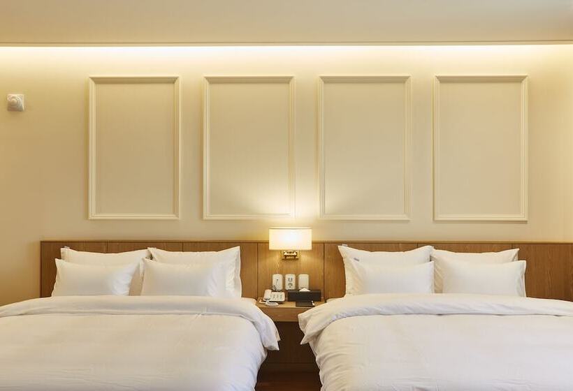 Pyeongchang Hotel The Maru