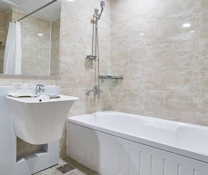 Pyeongchang Hotel The Maru