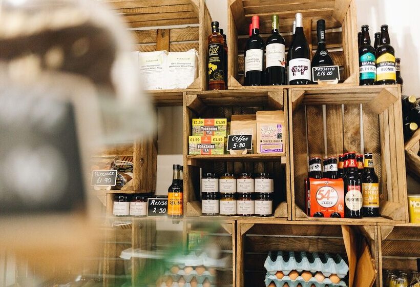 مبيت وإفطار Exelby Green Dragon