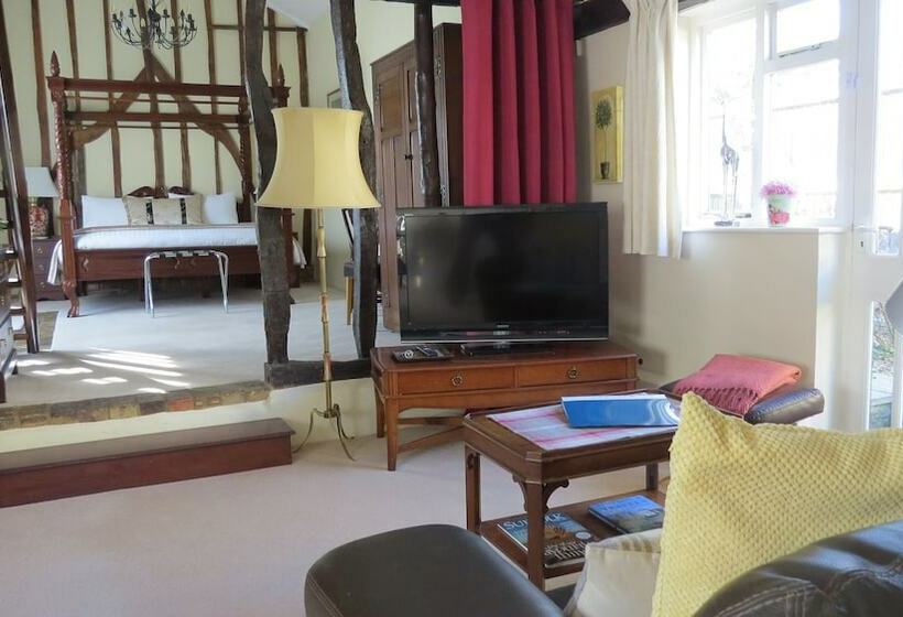 مبيت وإفطار Greyhound Cottage