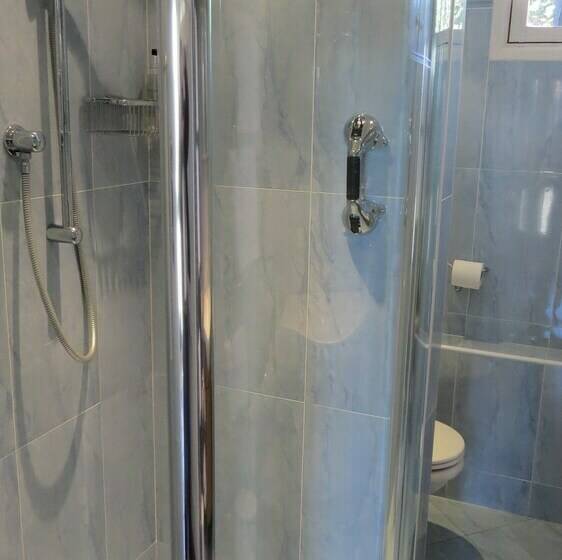 مبيت وإفطار Greyhound Cottage