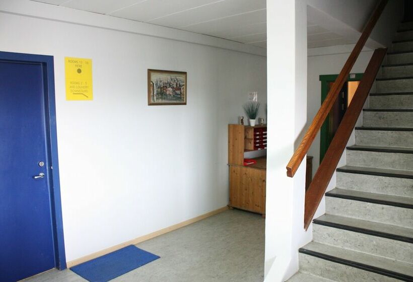 Bedder At Oslo Airport