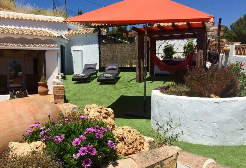 Cueva Romana, Adults Only Cave House