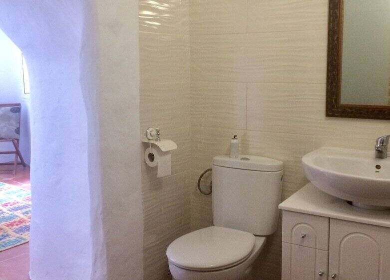 Cueva Romana, Adults Only Cave House