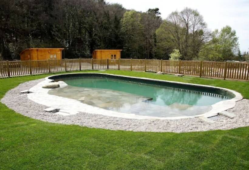 בית מלון כפרי Camping Le Vallon