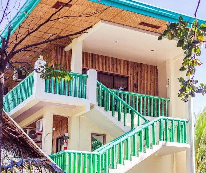 هتل Ceazar's Place