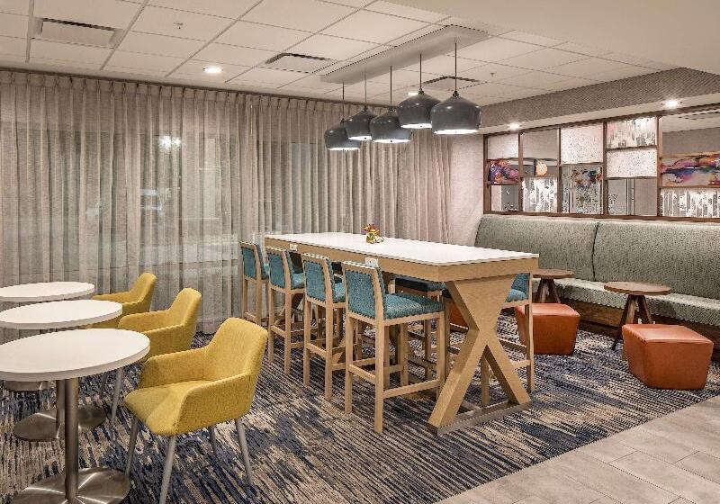호텔 Hampton Inn Columbus Ne