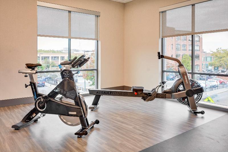 فندق Hampton Inn Salem Boston