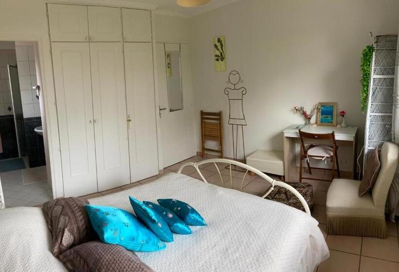 민박 Maison Chevreuse, Chambre Chez L Habitant