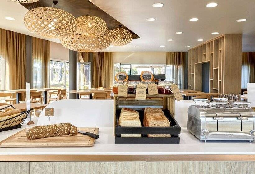 Aparthotel & Spa Adagio Vannes