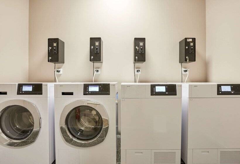 Aparthotel & Spa Adagio Vannes