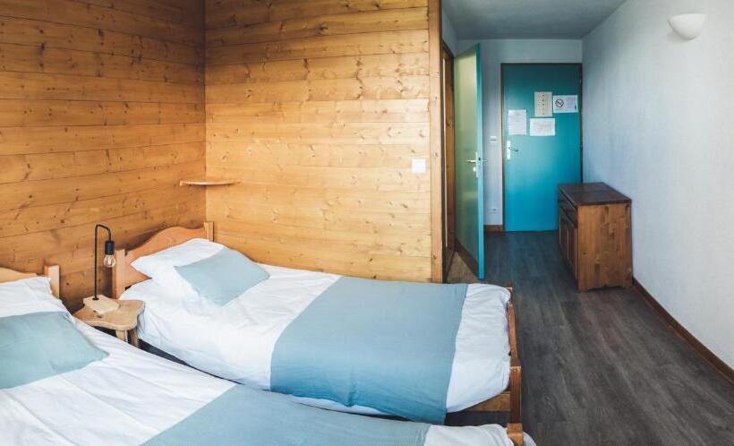 Отель Auberge Le Valezan