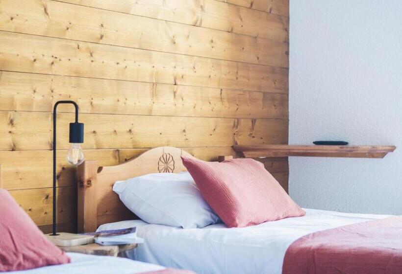 Отель Auberge Le Valezan