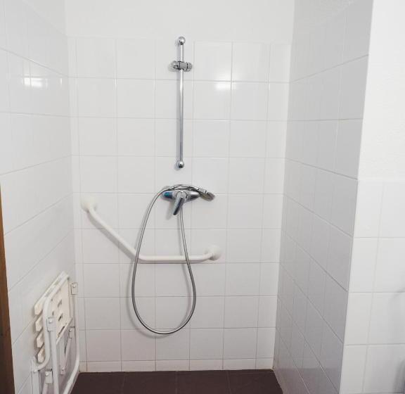 Отель Auberge Le Valezan