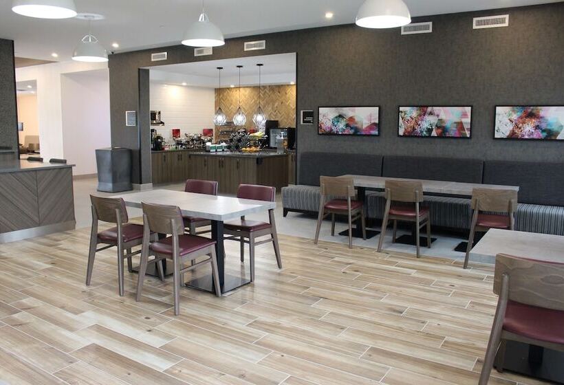 فندق Best Western Plus Dauphin