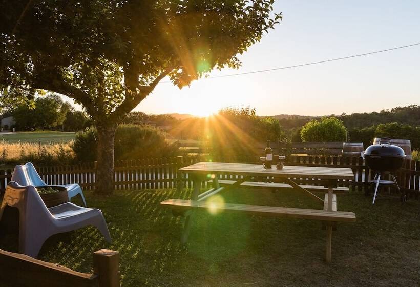 ホテル Camping Domaine Des Mathevies