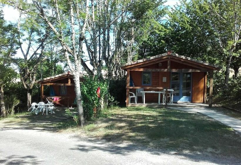 בית מלון כפרי Camping Le Faillal Cabanes Et Chalets
